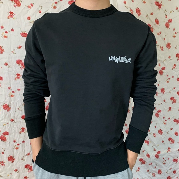 Levi's Shirts | Levi Strauss \u0026 Co. Black Crew Neck Sweatshirt | Color: Black/Yellow | Size: M | Shopvick's Closet